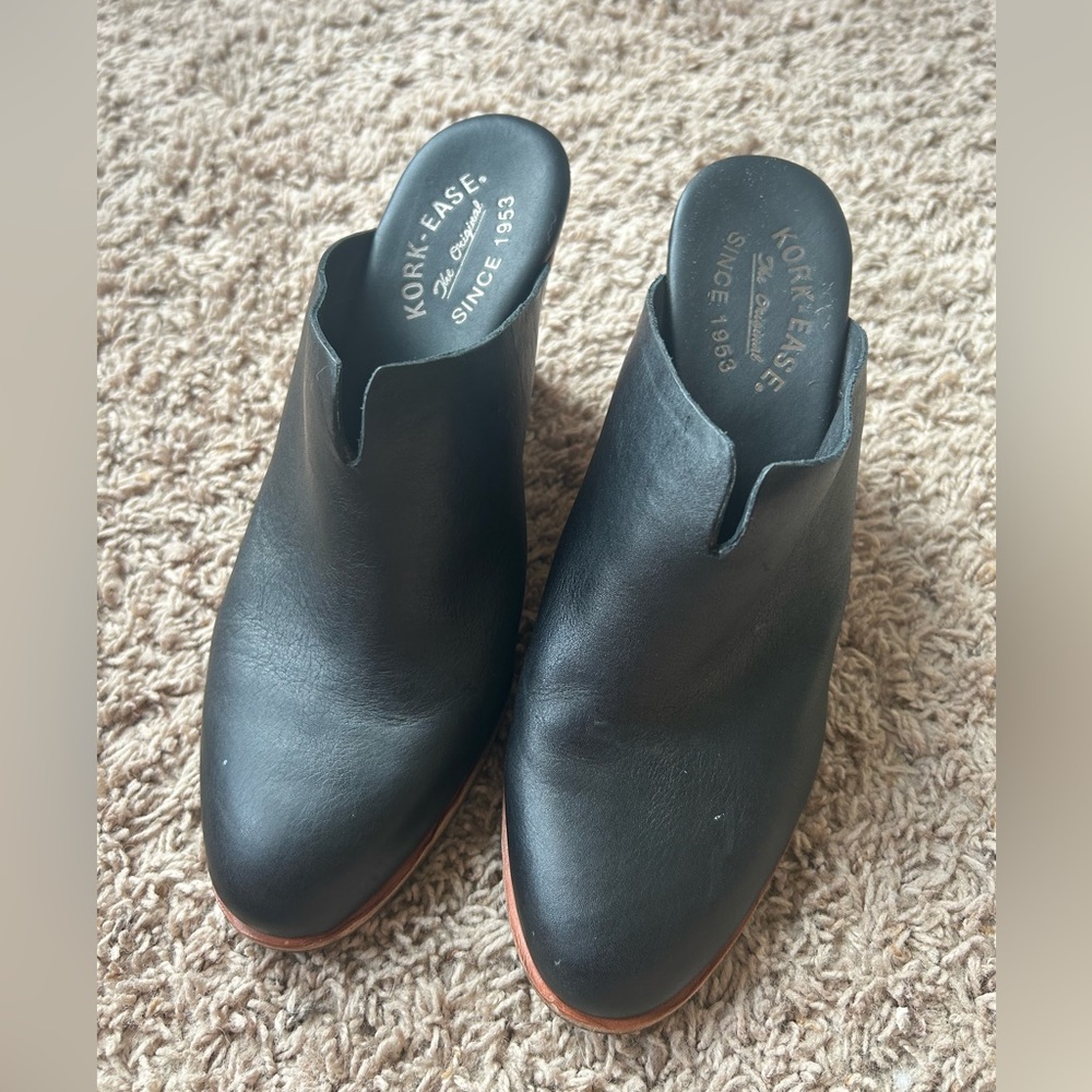 Kork-Ease Black Leather Wedge Loafers - Picture 4 of 12